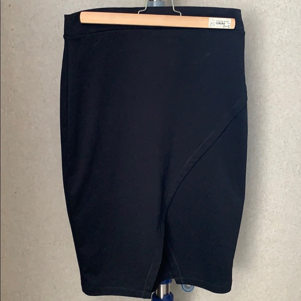 High waisted Black skirt